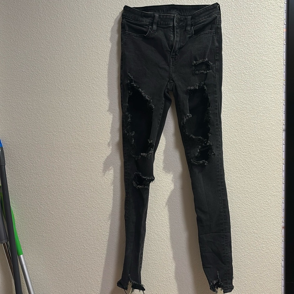 Black, Ripped, Skinny jeans. American Eagle